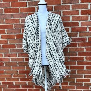 Mudd Black and Creme Chevron Striped Fringe Boho Poncho Sweater One Size
